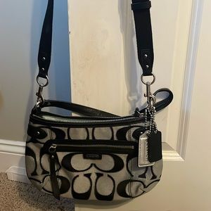 Coach purse never used